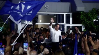 Εκλογές 2023: Τη Δευτέρα η ορκωμοσία του Κυριάκου Μητσοτάκη, μέσα στην ημέρα η νέα κυβέρνηση