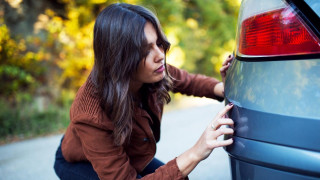 Τεράστιες ζημιές στα αυτοκίνητα με το κόλπο των...2 ευρώ- Τι πρέπει να αποφύγετε