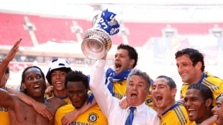 Στα επίσημα του «Στάμφορντ Μπριτζ» ο Χίντινκ