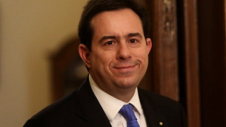 Μηταράκης: Οι κίτρινες κάρτες από το Μαξίμου και το τελειωτικό «χτύπημα»