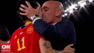 Μητέρα Ρουμπιάλες: «Και αν πεθάνω, θέλω να πει την αλήθεια η Ερμόσο»