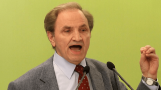 Νέα επίθεση σε Κασσελάκη: «Γελάει η κοινωνία- Έχει πέραση σε έναν κόσμο που είναι UFO»