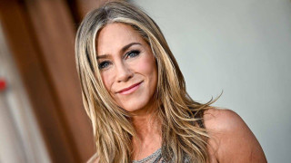 Το θαυματουργό βότανο του TikTok στο οποίο «ορκίζεται» η Τζένιφερ Άνιστον – Τι υπόσχεται και ποιους κινδύνους κρύβει