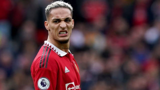 Απέσυρε την κατηγορία της κατά του Άντονι μία από τις τρεις καταγγέλλουσες