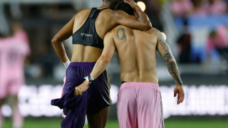 Ο λόγος που οι ποδοσφαιριστές φορούν αθλητικά σουτιέν στους αγώνες