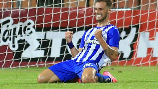 Γιατί δεν κάνει μεταγραφές ο Καναδός;