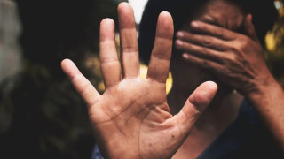 Ηράκλειο: Άγριος ξυλοδαρμός 51χρονης από τον σύζυγό της