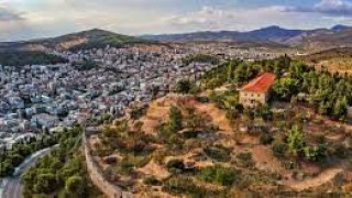 Λάμια: Μαθητής έπεσε από τα 5 μέτρα σε σχολείο