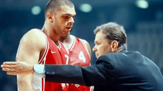 Δημήτρης Παπανικολάου: «Πέθανε ένα κομμάτι της νιότης μας»