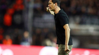 Προβλήματα στην Άιντραχτ με Τόπμελερ και Εμπιμπέ