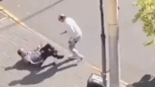 Η στιγμή που Ισραηλινός διπλωμάτης δέχτηκε επίθεση στο Πεκίνο