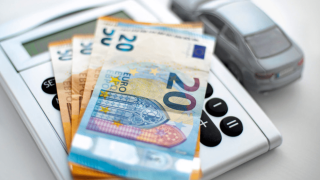 Αντίστροφη μέτρηση για τα τέλη κυκλοφορίας: Πότε ανεβαίνουν στο taxis, ποιοι έχουν απαλλαγή