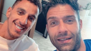 Η selfie του Τζαβέλλα με τον Ζέκα