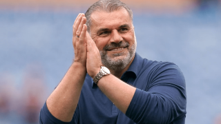 Τότεναμ: Σύνθημα στα χείλη των οπαδών ο Ποστέκογλου!