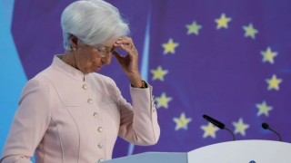 «Φρένο» από την ΕΚΤ στις αυξήσεις των επιτοκίων έπειτα από 15 μήνες