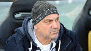 Χατζάρας: «Χρειάζεται παίκτη στο κέντρο και επιθετικό ο Άρης»