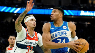 Τριάδα Γιάννη, Λόπεζ και Λίλαρντ για φίλημα στα… ζόρια των Μπακς