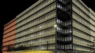 «Ζωντανεύει» και πάλι το Μινιόν: Φωταγωγήθηκε και... ανοίγει