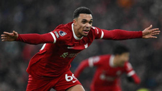 Ματσάρα στο Άνφιλντ και προσωρινά 2η θέση για τη Λίβερπουλ!