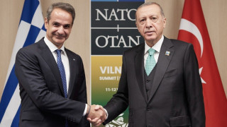 Στην Κύπρο Μητσοτάκης και Ερντογάν- Για πρώτη φορά μαζί στην επέτειο της εισβολής