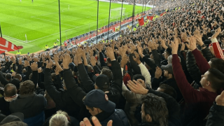 Τρολάρισμα από τους οπαδούς της Μπάγερν στη Γιουνάιτεντ: «It's Coming Home»