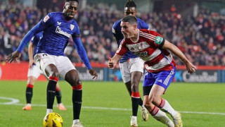 Δεν -Χ-άρηκε κανείς