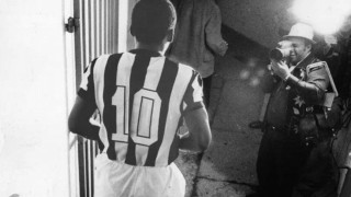 Σάντος: Αποσύρει το «10» μετά τον υποβιβασμό