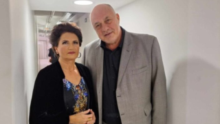 Σάλος με τη φωτογραφία Μπέου-Πρωτοψάλτη: Έντονες αντιδράσεις για τη συνύπαρξή τους