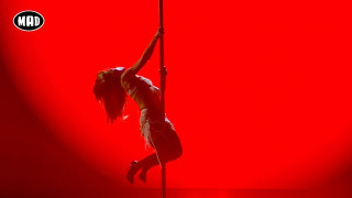Το pole dancing της Φουρέιρα που άναψε «φωτιές»