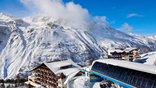 Αίσιο τέλος για 100 Θεσσαλονικείς που εγκλωβίστηκαν για 17 ώρες σε πούλμαν στην Αυστρία