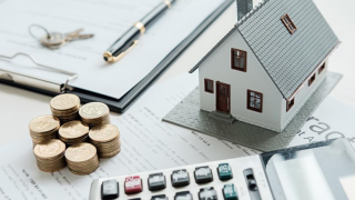 Σε τι τιμές θα κινηθούν τα ακίνητα: Τι προβλέπει η ΤτΕ για το 2023