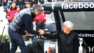 Όταν η... ψείρα χορταίνει και βγαίνει ﻿στον γιακά, βλέπει το ταβάνι χαμηλό