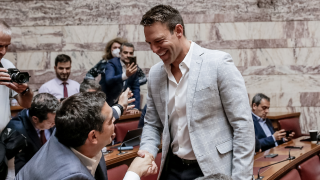 Κασσελάκης με Τσίπρα: «Αντέξαμε. Αλλάζουμε. Ανεβαίνουμε»