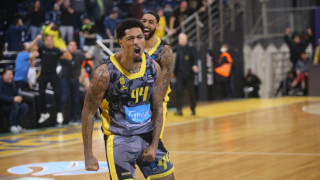 Το απίθανο φόλοου κάρφωμα του Γκάλινατ που έδωσε την μεγάλη νίκη στον Άρη