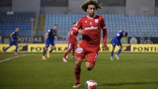 Μεγάλο διπλό του Πανσερραϊκού με υπογραφή Ουάρντα (vid)