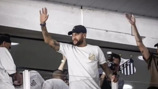 Ο Νεϊμάρ εξετάζει την επιστροφή του στη Σάντος