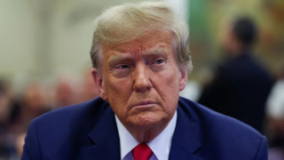 Ευθείες απειλές Τραμπ προς Ιράν: «Ξέρουμε πού κρύβεται ο Χαμενεΐ, παραδοθείτε άνευ όρων»