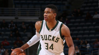 Για ακόμα μια βραδιά στο TOP 10 ο Αντετοκούνμπο! (video)