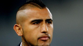 «Νυχτοπερπατήματα» στο Τορίνο για τον Αρτούρο Βιδάλ (VIDEO)