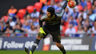 Ένα μήνα εκτός ο Τσεχ, χάνει το ντέρμπι του Λονδίνου!