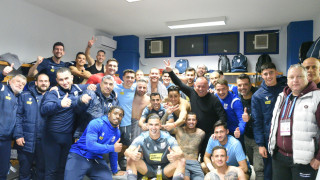 Το πάρτι των παικτών της Λαμίας για την είσοδο στα playoffs