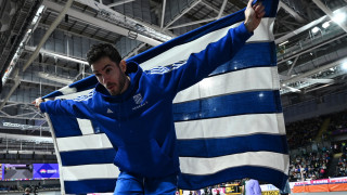 Πένθος για Μίλτο Τεντόγλου: Έφυγε από τη ζωή ο παππούς του