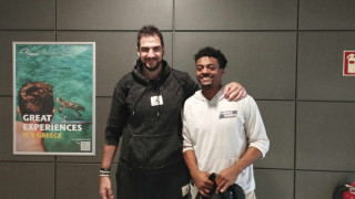 Άρης: Ο Έρικ Ριντ έφτασε στη Θεσσαλονίκη - «Έτοιμος να βοηθήσω»