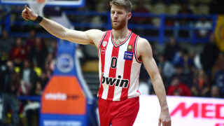 Μπαρτζώκας: «Έχει αιμάτωμα, αλλά ελπίζουμε ότι θα παίξει γιατί είναι ο... Ουόκαπ»