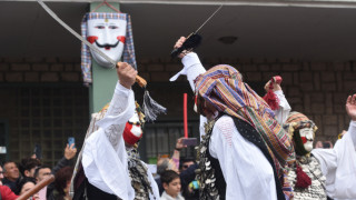 Νάουσα: Ξέφρενο το κέφι με τους «Γενίτσαρους και τις «Μπούλες»