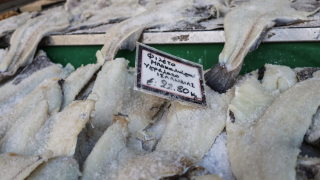 «Αλμυρός» και στην τιμή ο μπακαλιάρος, το ψάρι των φτωχών