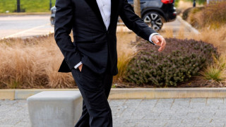 «Viral» η άφιξη του Σαλάχ στην προπόνηση της Λίβερπουλ με σμόκιν- Ποιος ο λόγος;