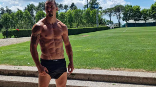 Ζλάταν: Αφαίρεσε το εμβληματικό τατουάζ του και... υπέφερε από τον πόνο