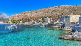 Δύο ελληνικά νησιά στα πιο... ρομαντικά του κόσμου!