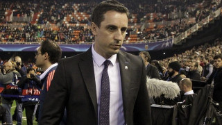 Οι οπαδοί της Βαλένθια κούνησαν... λευκό μαντήλι στον Νέβιλ (video)